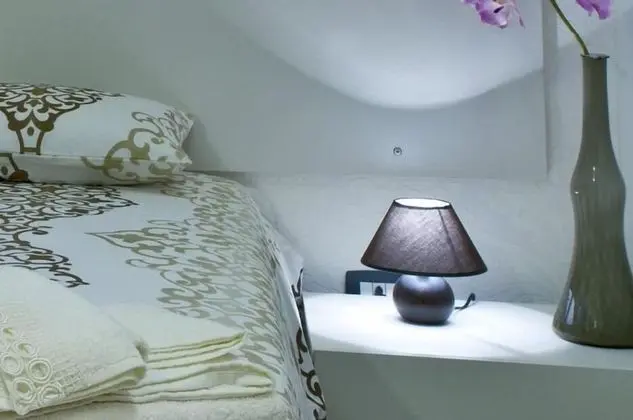 Tek Büyük Yataklı Oda