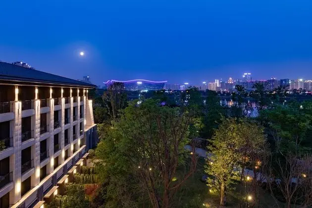 Grand Premium Room with Balcony