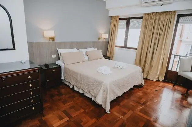 Superior Tek Büyük veya İki Ayrı Yataklı Oda