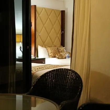 Deluxe Queen Room