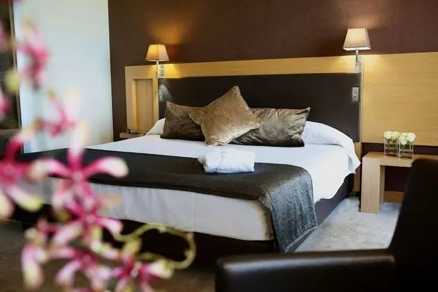 Classic Tek Büyük Yataklı Oda