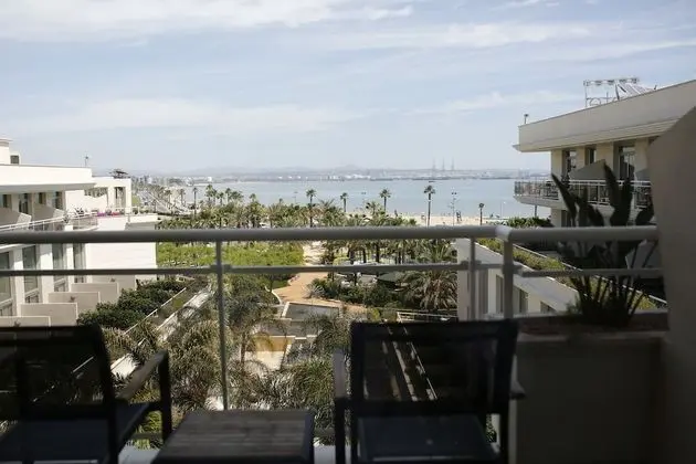 Classic Tek Büyük Yataklı Oda