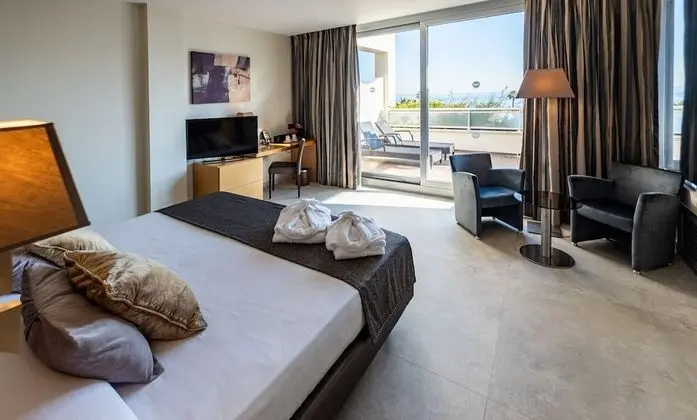 Süit, Deniz Manzaralı (Mediterránea )