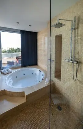 Süit, Deniz Manzaralı (Mediterránea )