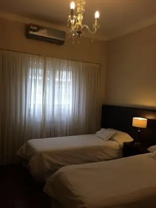 Tek Büyük veya İki Ayrı Yataklı Oda