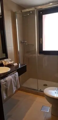 Standard Büyük Yataklı Tek Kişilik Oda