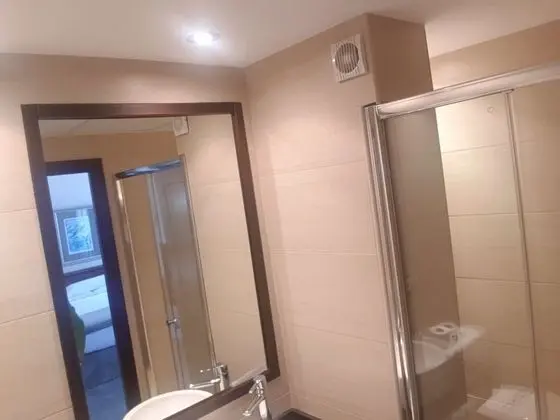 Standard Büyük Yataklı Tek Kişilik Oda
