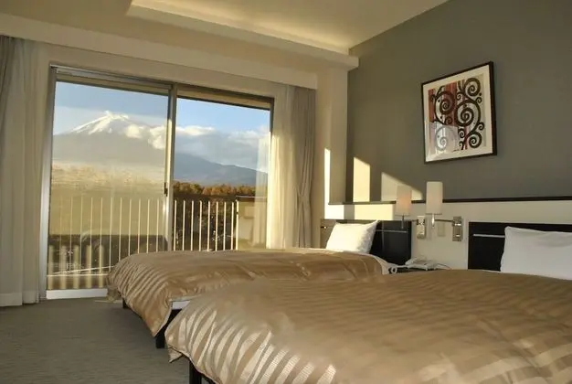 Oda, Sigara İçilmez, Dağ Manzaralı (Run of house, Mt.Fuji)