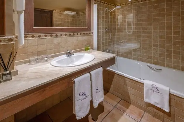 Büyük Yataklı Tek Kişilik Oda, Balkon