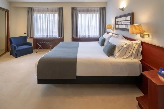 Premium Büyük Yataklı Tek Kişilik Oda