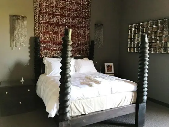 Villa (accomodates up to 45 people)