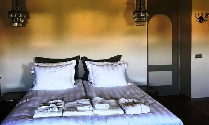 Villa (accomodates up to 45 people)