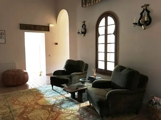 Villa (accomodates up to 45 people)