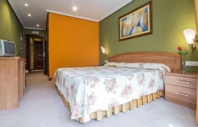 Tek Büyük Yataklı Oda