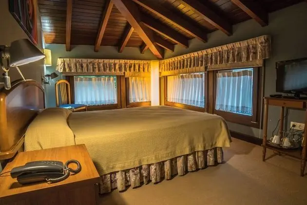 Tek Büyük Yataklı Oda