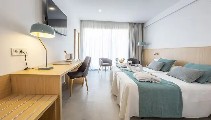 Tek Büyük Yataklı Oda, Balkon