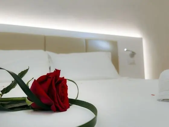 Büyük Yataklı Tek Kişilik Oda