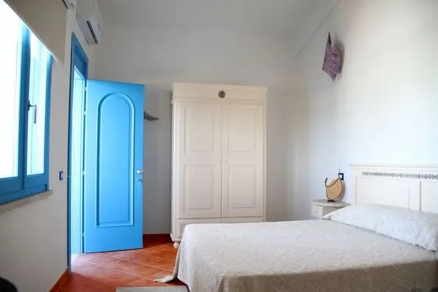 Üç Kişilik Oda