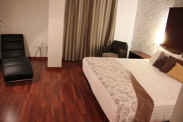 Junior Süit, 1 En Büyük (King) Boy Yatak