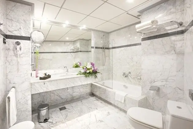 Standard Üç Kişilik Oda, 3 Tek Kişilik Yatak, Özel Banyo, Şehir Manzaralı