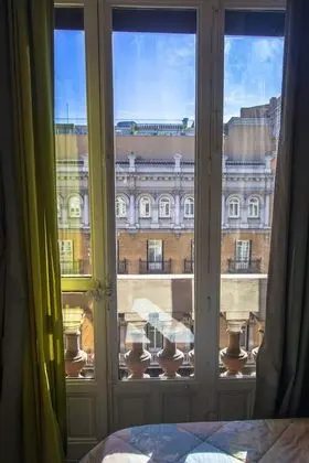 Comfort Tek Büyük Yataklı Oda, Küçük Mutfak, Şehir Manzaralı (GV 11 - 5 PAX BALCON GRAN VIA, BALCON)