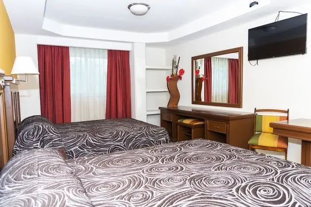 Standard Tek Büyük Yataklı Oda