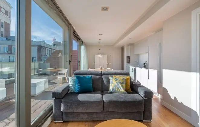 City Apart Daire, 1 Yatak Odası, Teras, Şehir Manzaralı