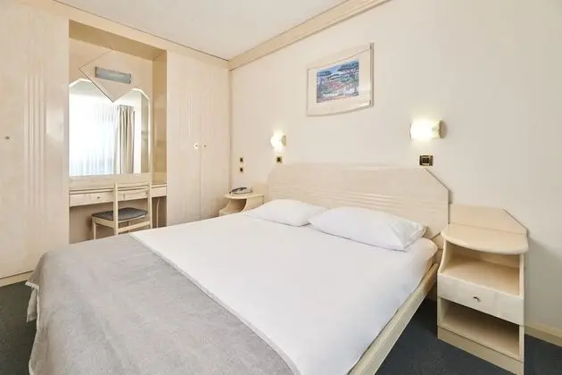 Suite with balcony