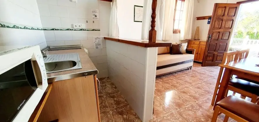 Classic Apart Daire, 1 Yatak Odası, Mutfak, Havuz Kenarı