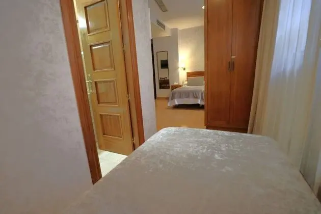 Tek Büyük Yataklı Oda (with extra bed)