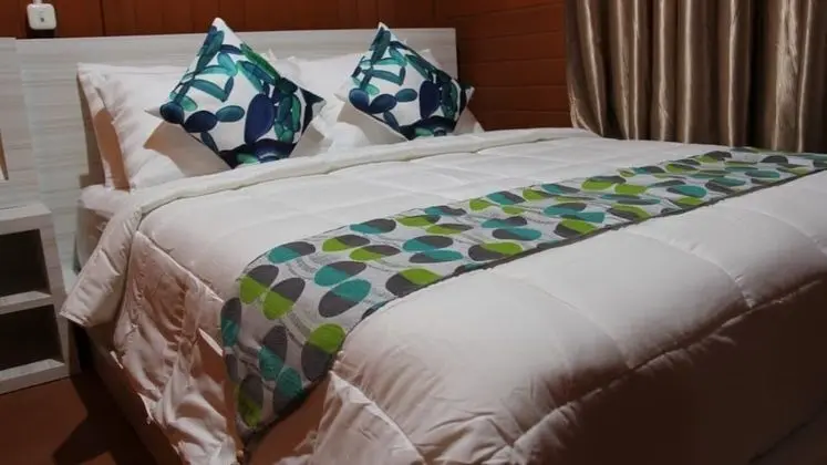 Luxury Tek Büyük Yataklı Oda