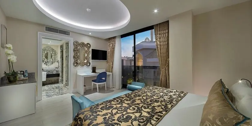 https://imagessl.etstur.com/files/images/hotelImages/TR/95763/l/Granada-Luxury-Belek-Oda-257508.jpg