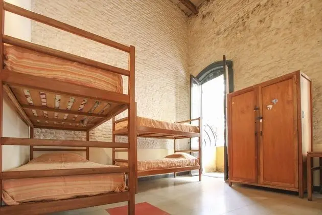 Ortak Ranzalı Oda, Karma Ranzalı Oda, Ortak Banyo (4 people)