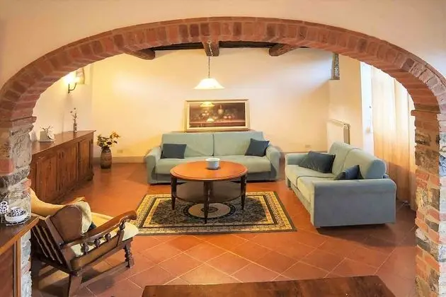 Kır Evi, 2 Yatak Odası, Sigara İçilebilir, Havuz Kullanımı