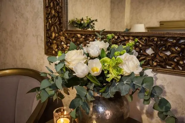 Luxury Tek Büyük Yataklı Oda