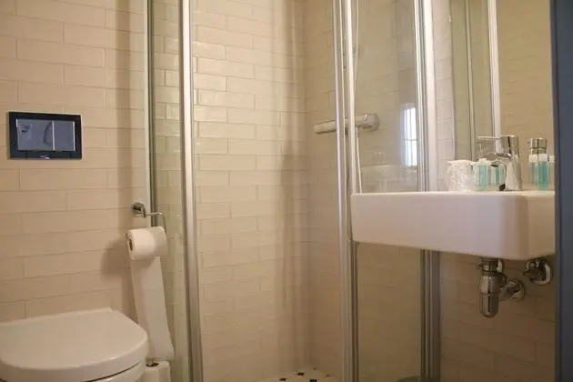 Tek Büyük Yataklı Oda, Özel Banyo