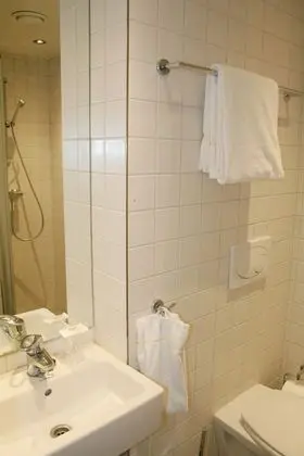 Tek Kişilik Oda, Özel Banyo