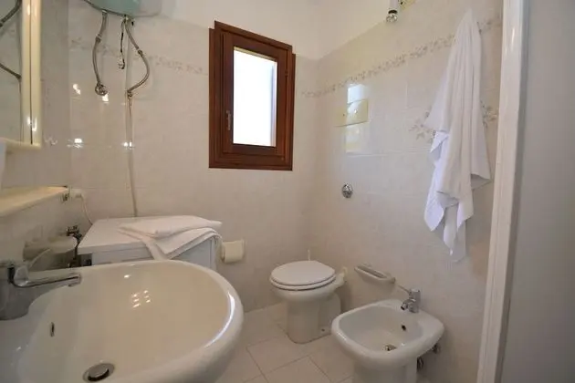 Apart Daire, 2 Yatak Odası, Bahçe Manzaralı, Zemin Kat