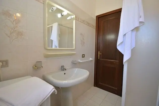 Apart Daire, 2 Yatak Odası, Bahçe Manzaralı, Zemin Kat