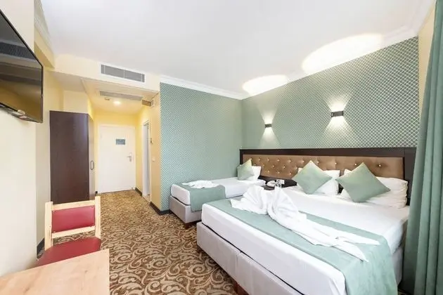 Standard Üç Kişilik Oda