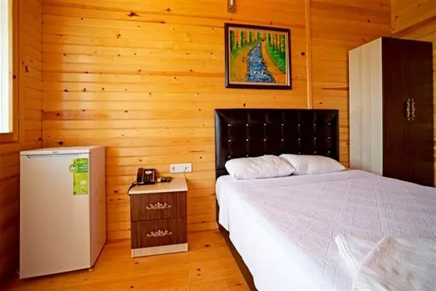Deluxe Bungalow Oda ( İptal Edilemez)