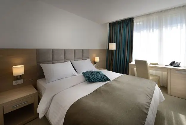 Standard İki Ayrı Yataklı Oda, Park Manzaralı