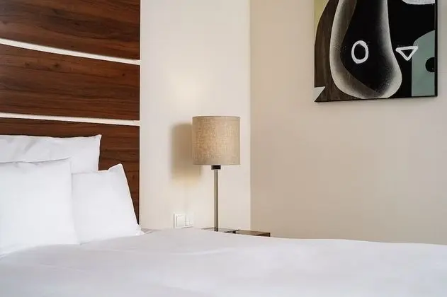 Classic Tek Büyük Yataklı Oda