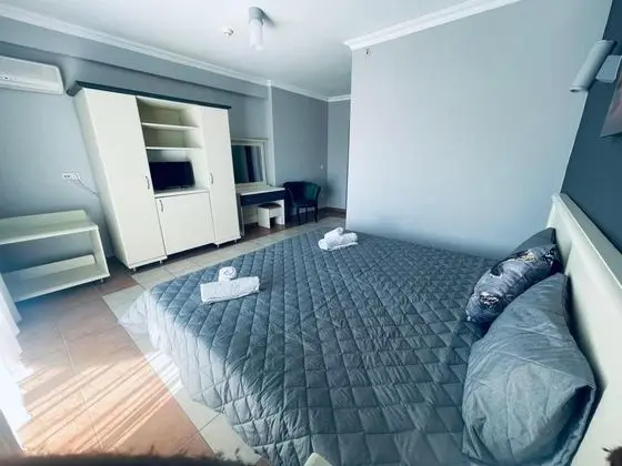 Standart Oda, Bahçe Manzaralı, Balkonlu