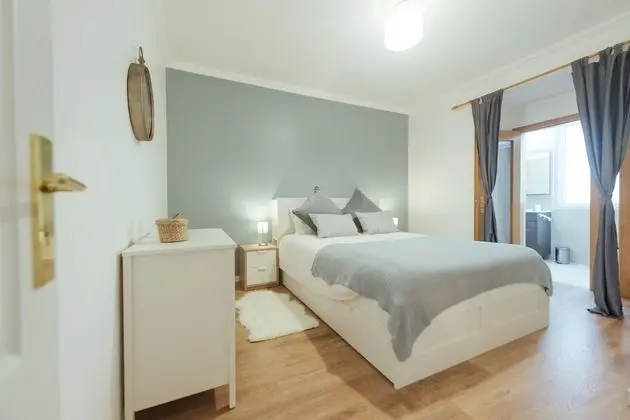 Apart Daire, 5 Yatak Odası, Sigara İçilebilir, 2 Banyolu