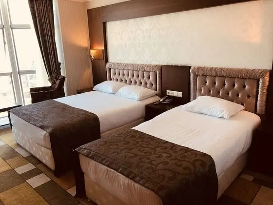 Standard Tek Büyük veya İki Ayrı Yataklı Oda
