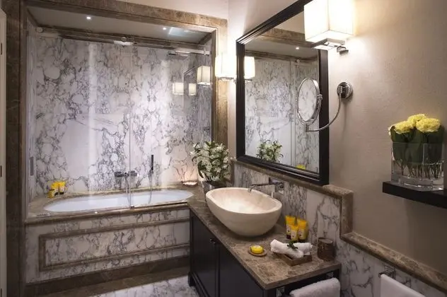 Deluxe Tek Büyük Yataklı Oda (Grand)