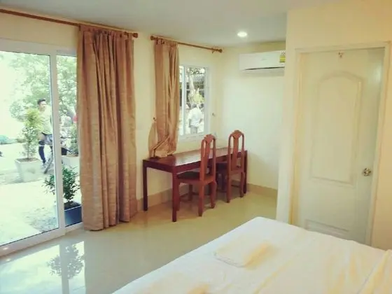 VIP Room Seaview