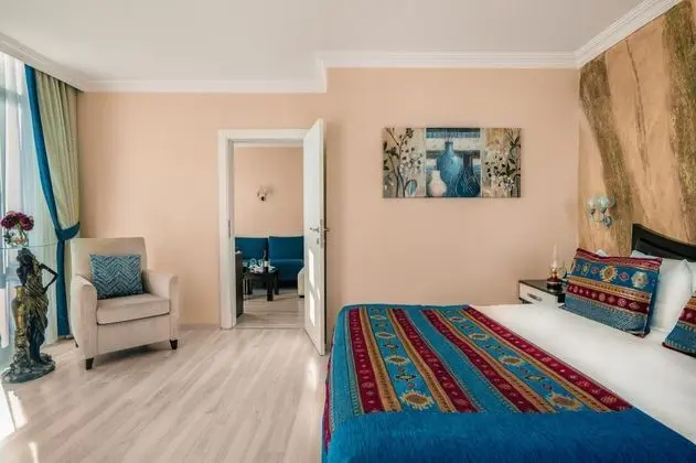 Suite, Şehir Manzaralı