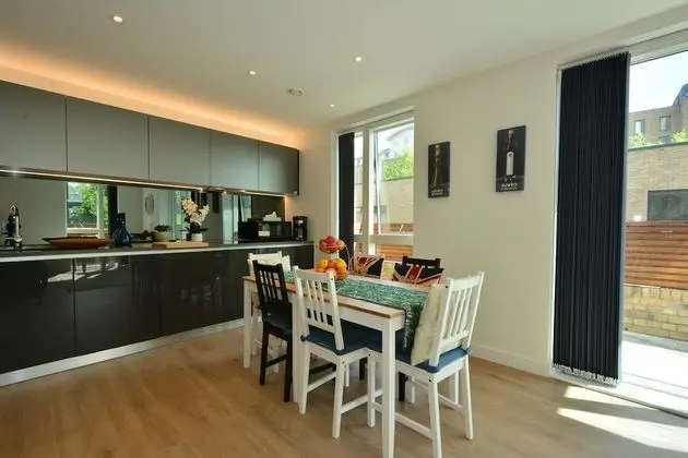 Royal Apart Daire, 2 Yatak Odası, Bahçe Manzaralı (1B)